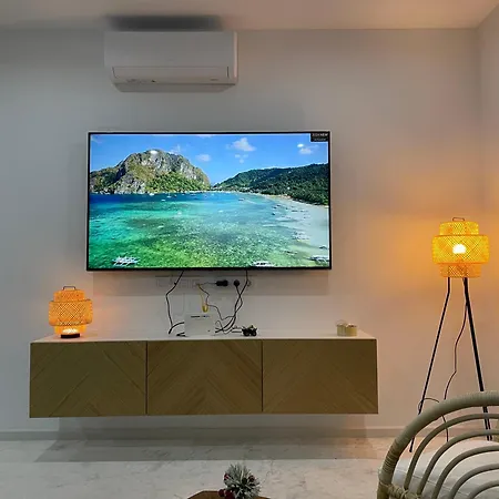 Paradise Apartment
