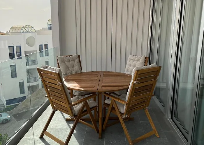 Paradise Apartment